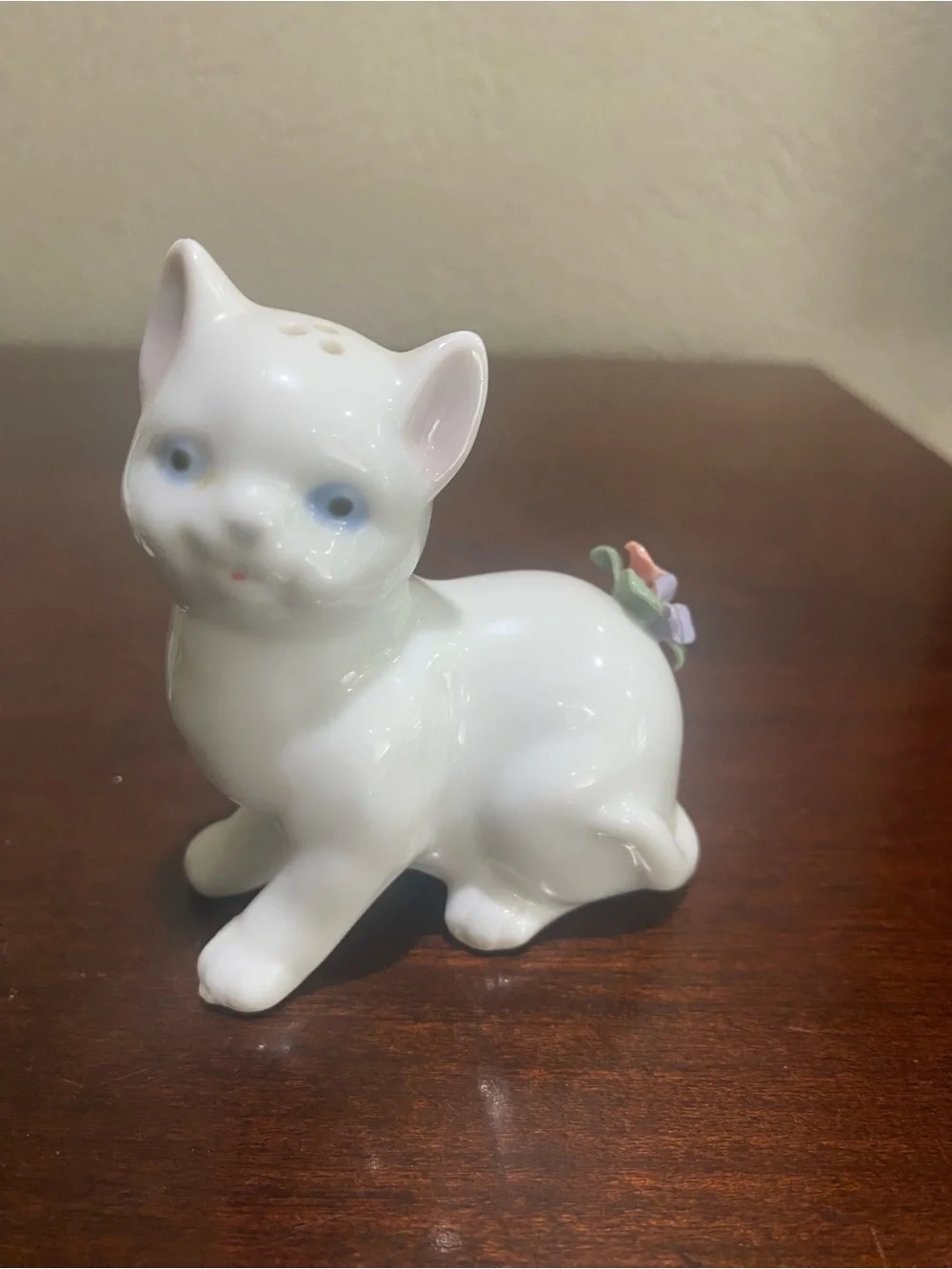 Vintage, Lenox, Butterfly Meadows, Porcelain Cat Salt and Pepper Shakers